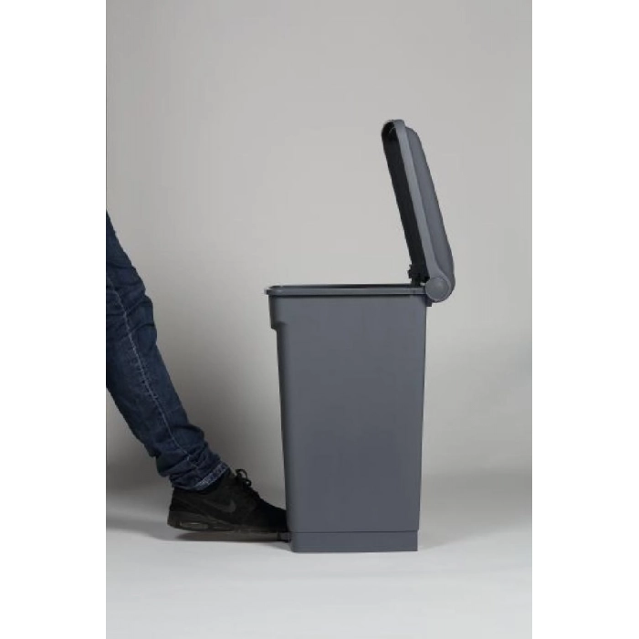 Cubo con pedal Gris